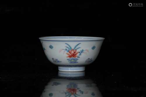 A Famille Rose Flower Pattern Porcelain Cup