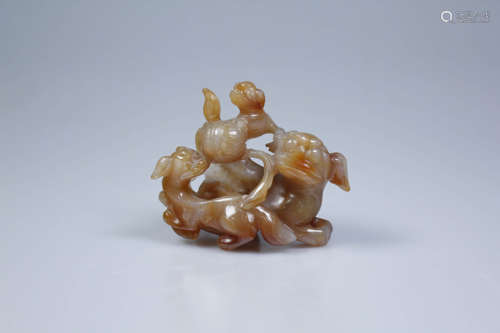 A Agate Lion Ornament