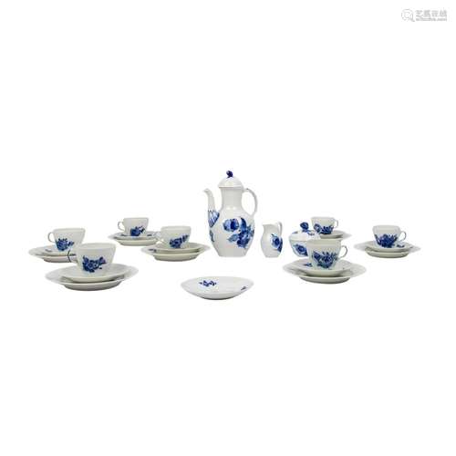 ROYAL COPENHAGEN Kaffeeservice f. 6 Personen 'Blaue Blu...