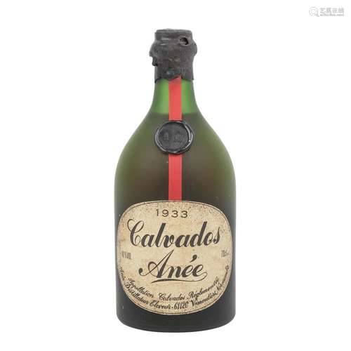 1 Flasche CALVADOS ANÉE 1933