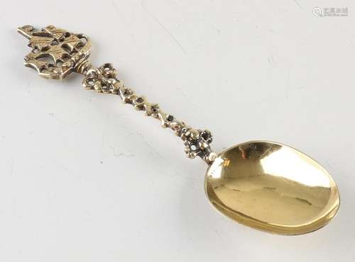 Gilded silver commemorative spoon, 18th century