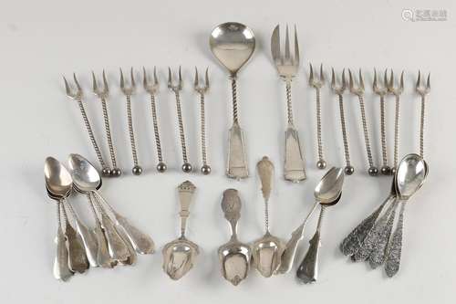 Lot silver scoop work