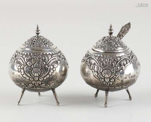 Set silver jars