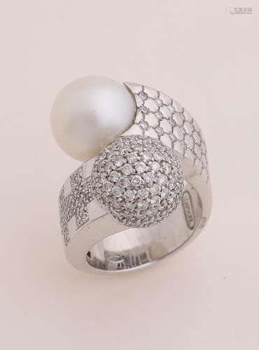 White gold ring with diamond and pearl, Leader line