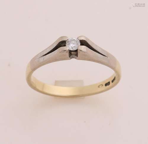 gold solitaire ring