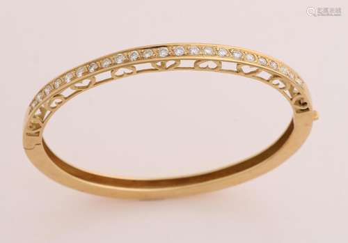 Gold slave bracelet with diamond