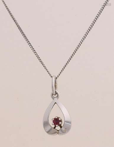 White gold necklace and pendant with ruby