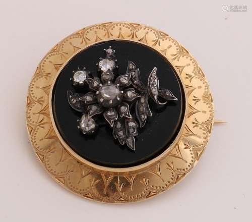 yellow gold brooch