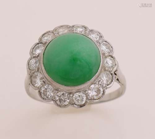 White gold ring with jade and diamond