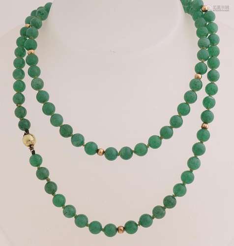 Aventurine necklace with gold lock