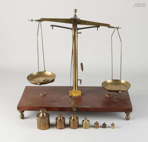 Antique scales + weights