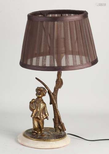 Table lamp with figure, H 35 cm.