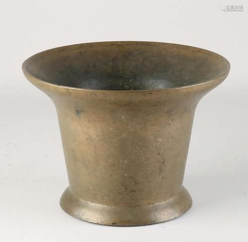 Antique bronze mortar