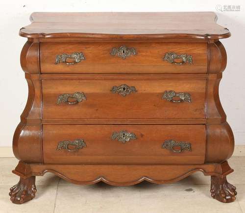 Oak chest of drawers, 1900