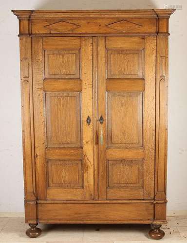 Antique oak farmhouse cupboard, 1830