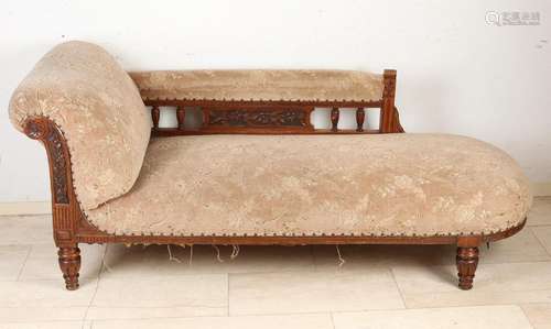 Antique chaise longue, 1900