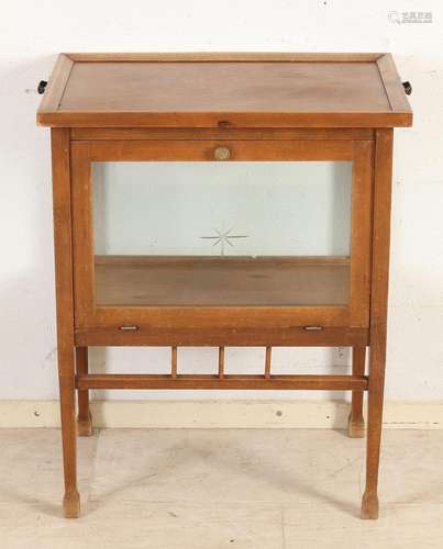 Tea cabinet, 1910