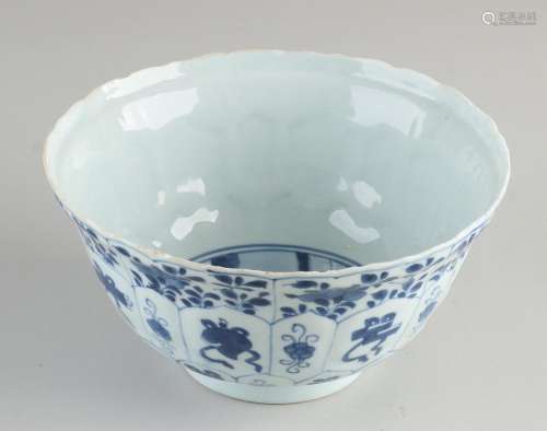 Chinese Kang Xi bowl Ø 18.2 cm.