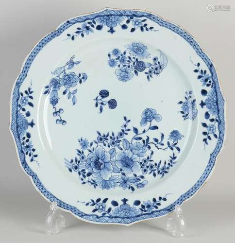 Chinese Cheng Lung dish Ø 35 cm.