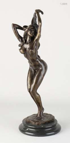 Erotic bronze statue, H 43 cm.