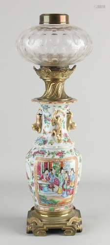 Chinese Cantonese oil lamp, H 44 cm.