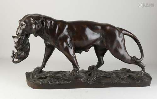 Bronze sculpture, Tiger with cub