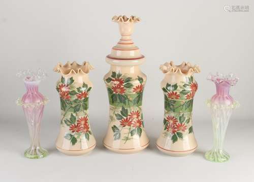 Opaline set + two Venetian vases