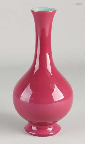 Chinese pipe vase, H 21 cm.