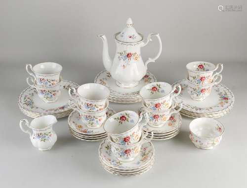 24-Piece English Royal Albert Tableware