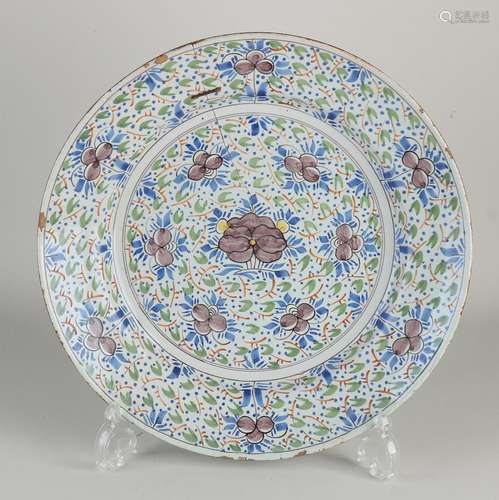 18th century Delft dish Ø 32 cm.