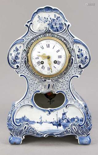 Delft table clock, H 40 cm.