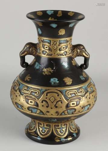 Chinese vase, H 26.5 cm.