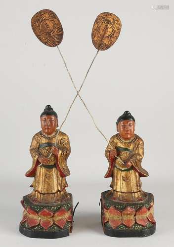 2x Antique temple figures