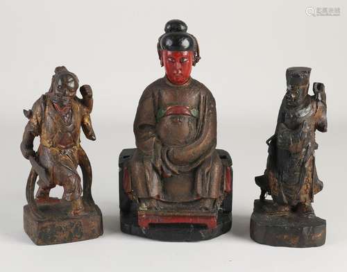 3x Antique Chinese figures