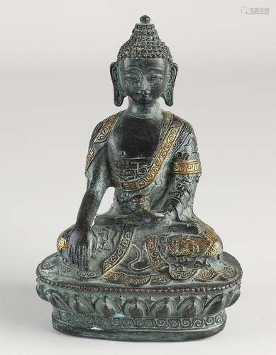 Chinese bronze Buddha, H 15 cm.