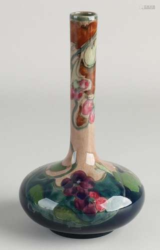 Antique earthenware pipe vase, H 15.5 cm.