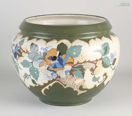 Antique cache pot, 1920