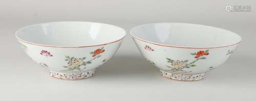 Two Chinese republic bowls Ø 16.2 cm.