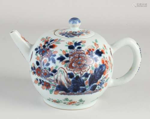 Family Rose teapot