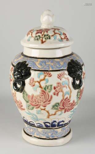 Chinese lidded vase, H 40 cm.
