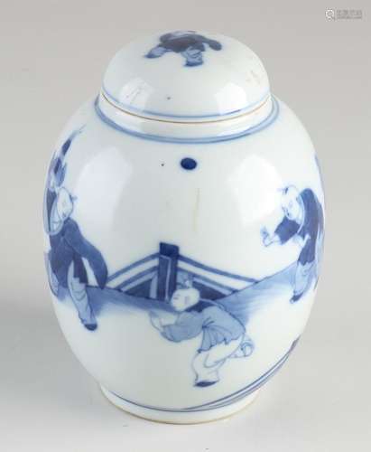 Chinese tea caddy, H 13.5 cm.