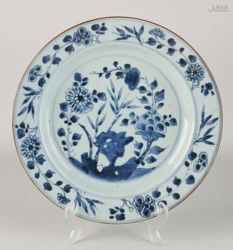 18th century Chinese dish Ø 27.7 cm.