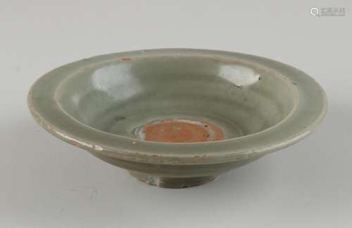 Chinese antique celadon dish Ø 12.5 cm.