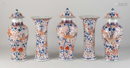 5-piece Chinese Imari cabinet set