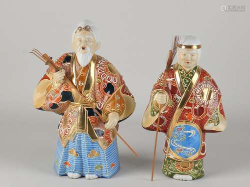 Two Satsuma figures