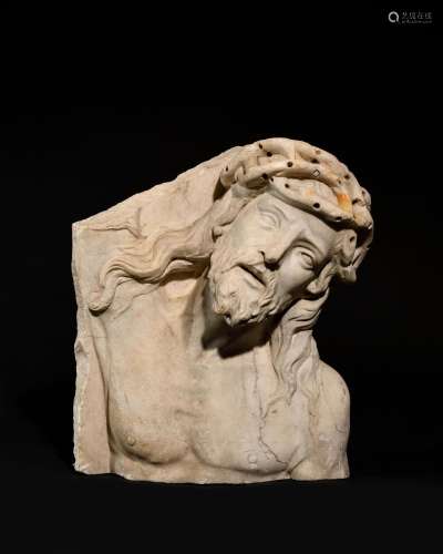 BUSTE DE CHRIST en marbre sculpté en fort relief fragment d’...