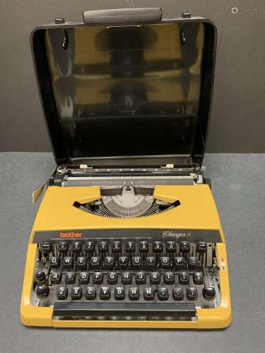 Brother typewriter with case - AS IS