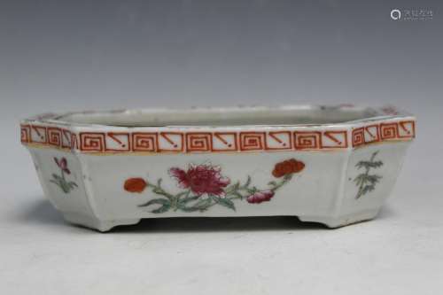 Chinese Famille Rose Porcelain Bulb Dish