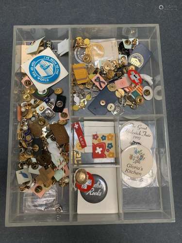 Lot of pins and buttons - AS IS