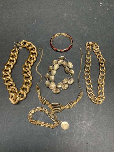Lot of six pieces of costume jewelry - AS IS
